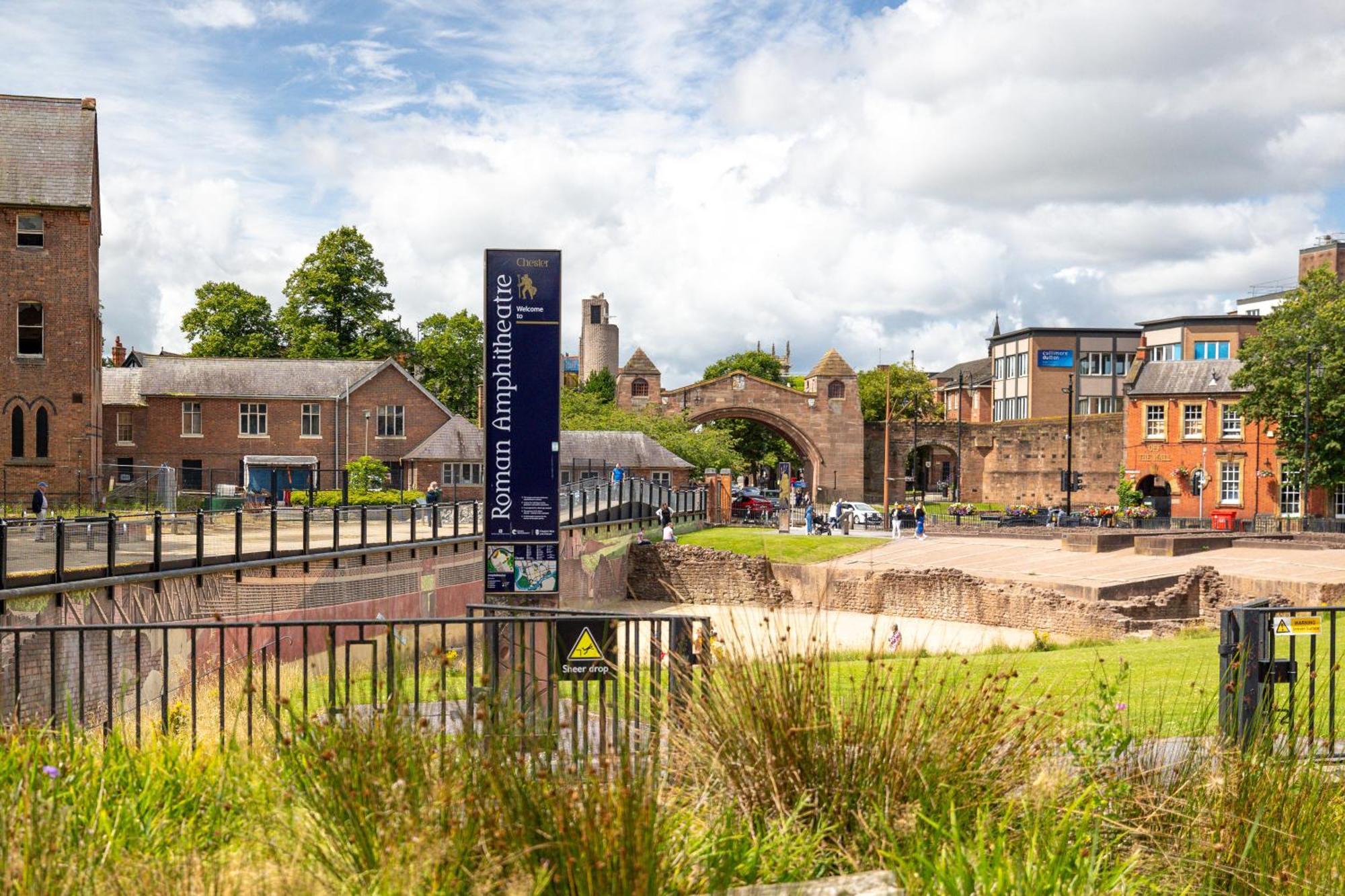 Insta-Worthy Loft On Historic Chester Rows, Sleeps 4 & Free Parking Esterno foto