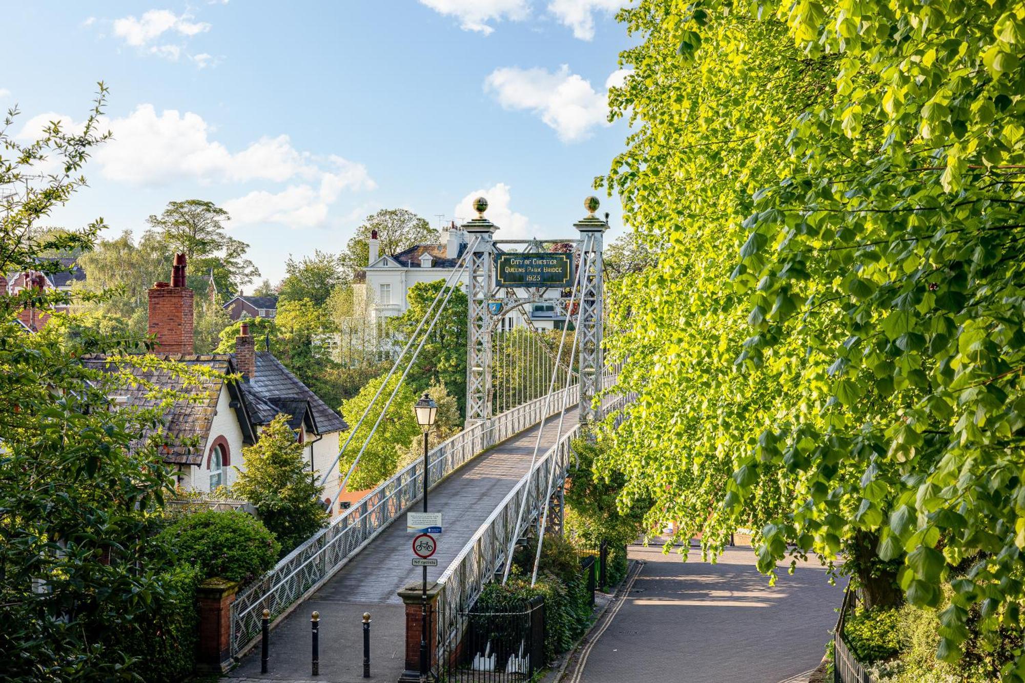 Insta-Worthy Loft On Historic Chester Rows, Sleeps 4 & Free Parking Esterno foto